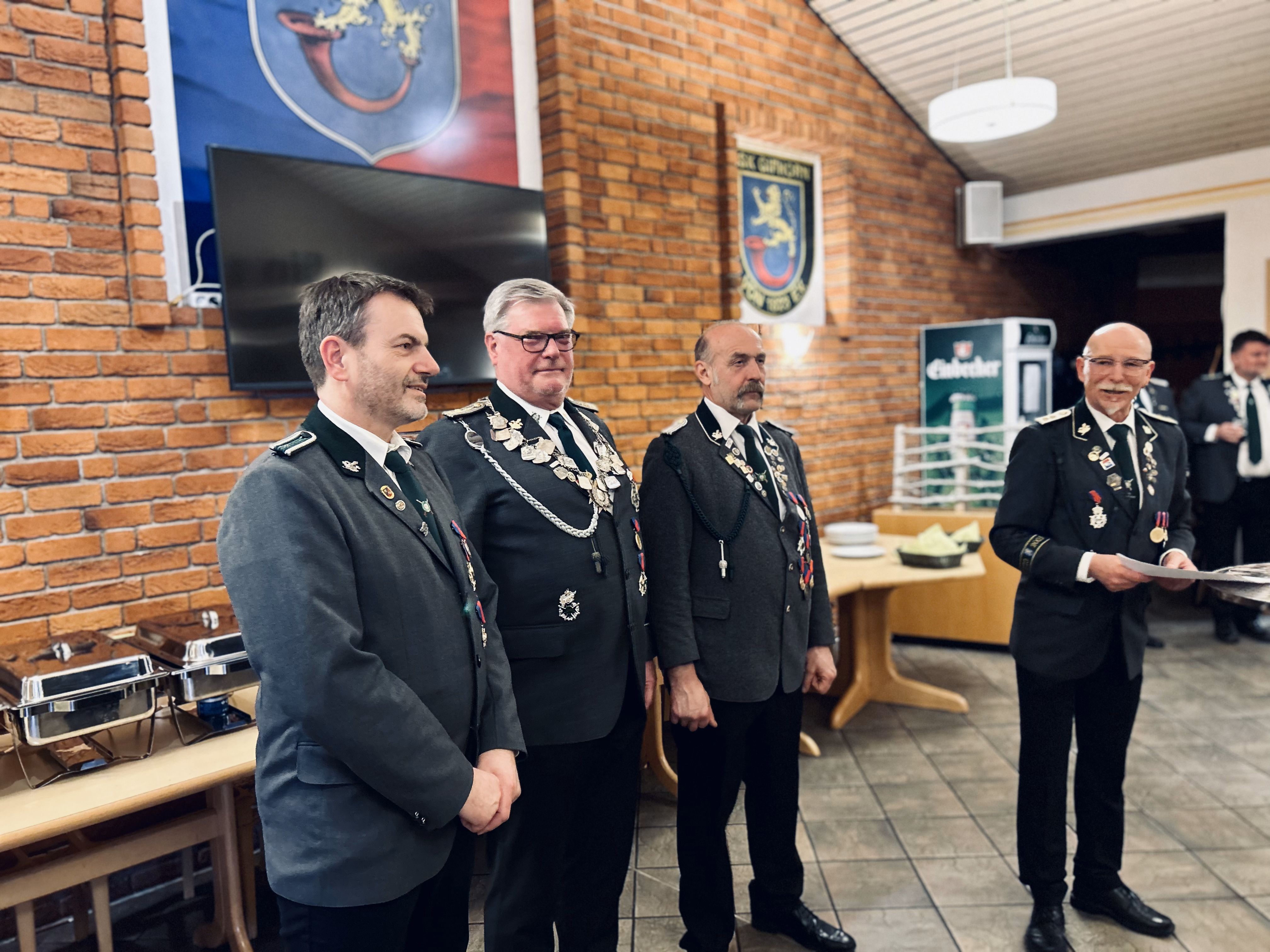 Von links: Volker Schwarz (Kompanie Ritter), Kartsten Krause (Kompanie König), Hermann Heumann (Kompanie Knappe), Detlef Eichner (Kompanie Führer)